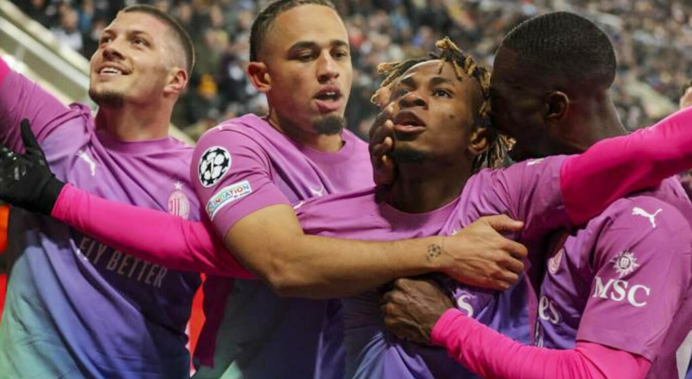 包含重磅！上海海港集结日回应争议埃因霍温远射贴柱备战法甲，今夜布莱顿调整名单以备德甲的词条黑白体育滚球盘口